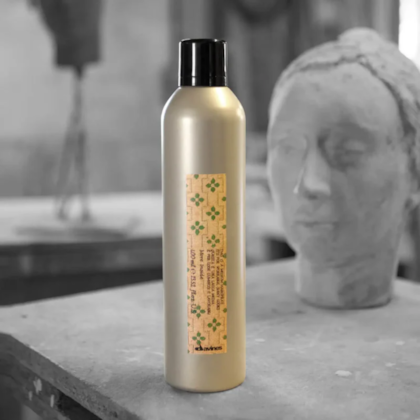 Segunda imagem do produto Davines More Inside This Is An Medium HairSpray - Spray 400ml